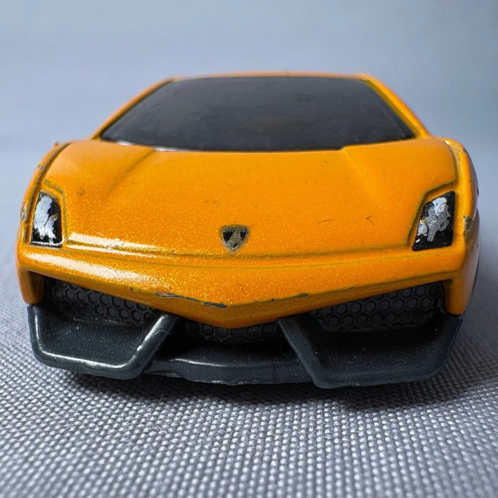 Hot Wheels Lamborghini Gallardo LP 570-4 Superleggera Orange Diecast Car 1:64